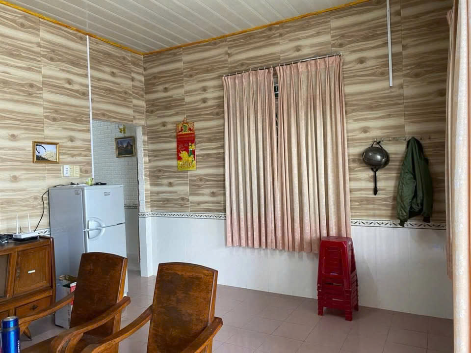 Bán nhà ngô thì nhậm
